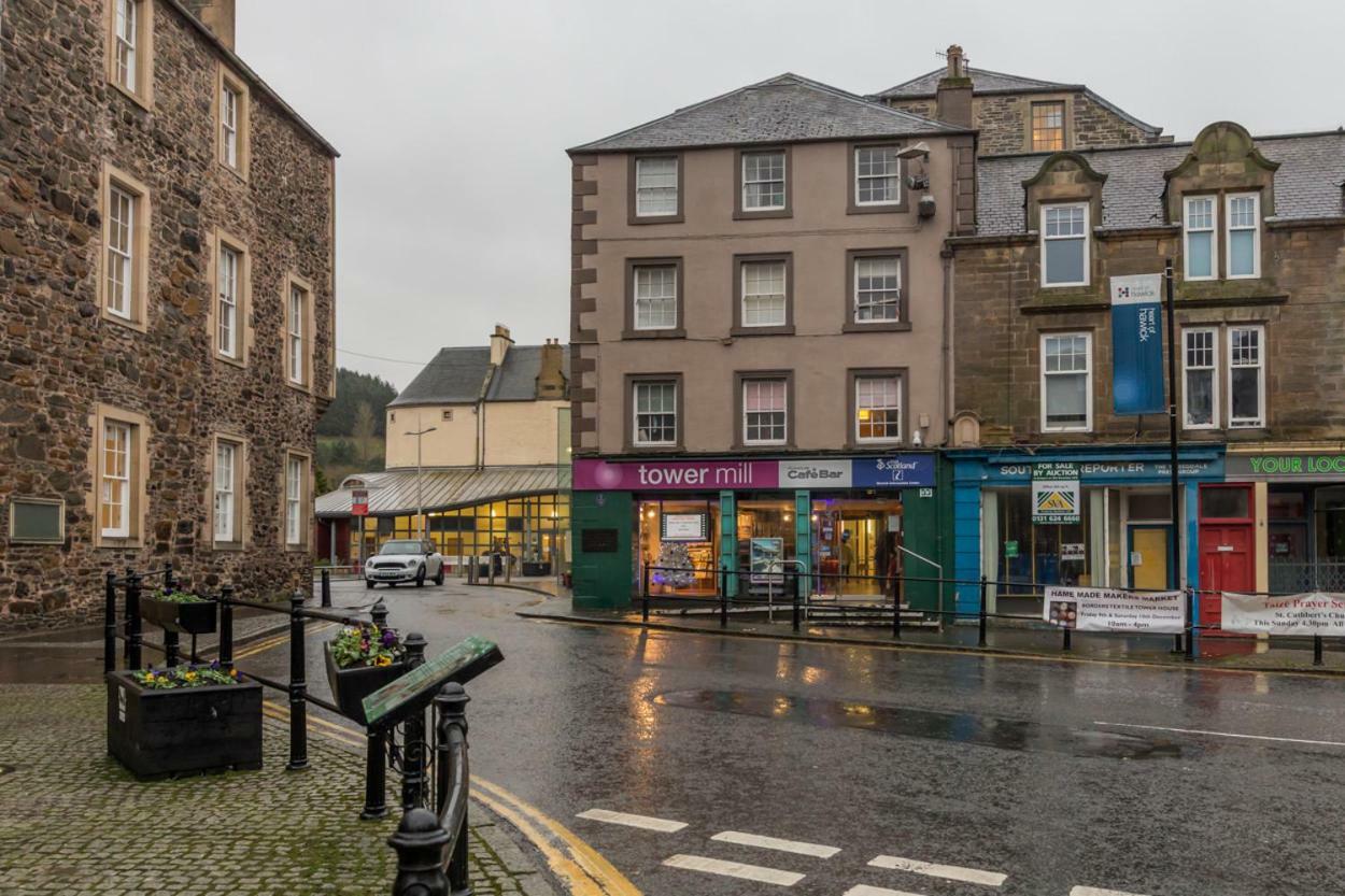 2 A Towerknowe Appartamento Hawick Esterno foto